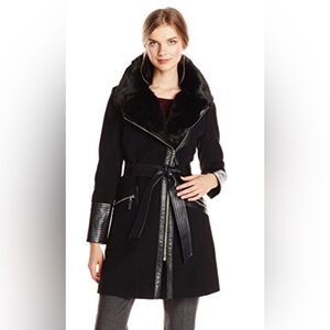Via Spiga Black Trench Coat with Faux Fur Collar